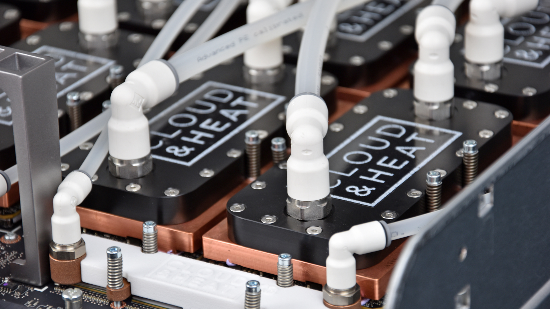 9029 Server High power density energy-efficient server